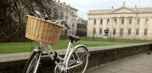 Picture of a bike on Kings Parade in Cambridge